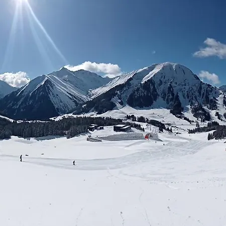 Gaia Im Bergdorf * Berwang