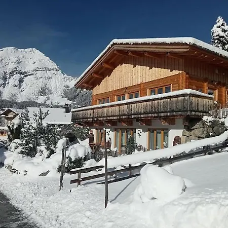 Gaia Im Bergdorf Daire